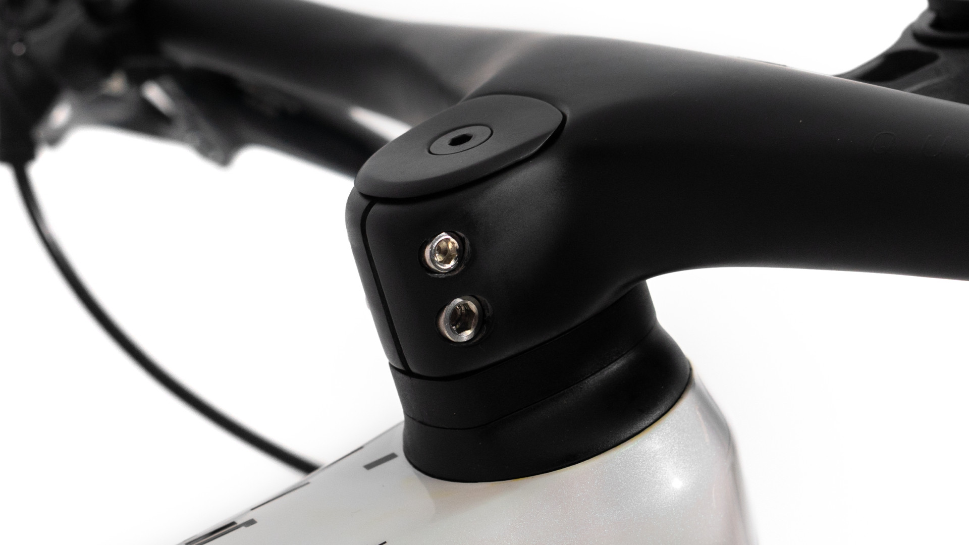TSW Evo Quest White Angel NX M 2026